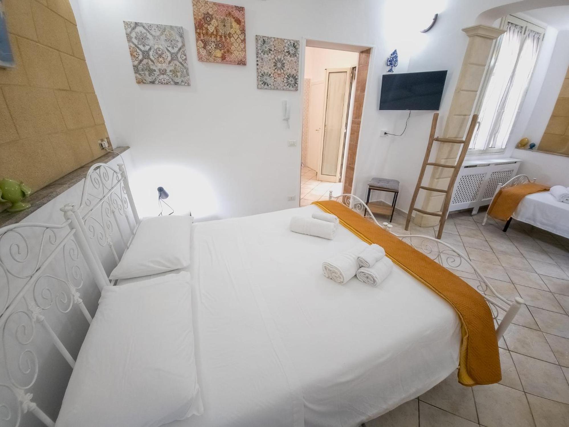 La Dimora Del Pumo Apartment Lecce Exterior photo